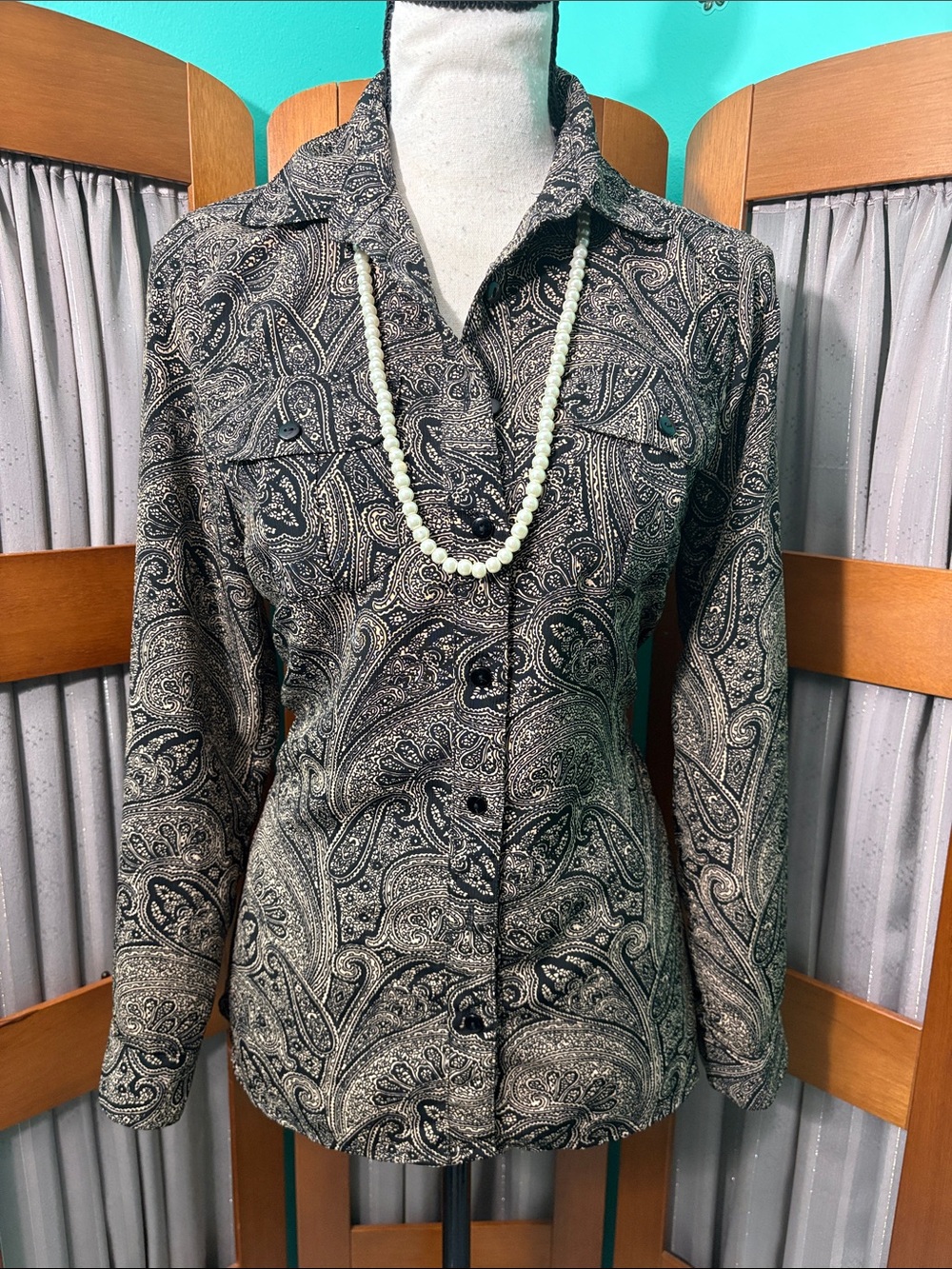 Notations Black and Cream Paisley Button-Down Shirt